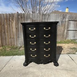 Dresser 44”W x 19”D x 55”H