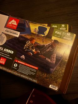 Set of 4 full sized air mattresses NO PUMP unused
