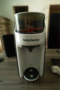 Baby Brezza Formula Pro Advanced – Brand New / Never Used