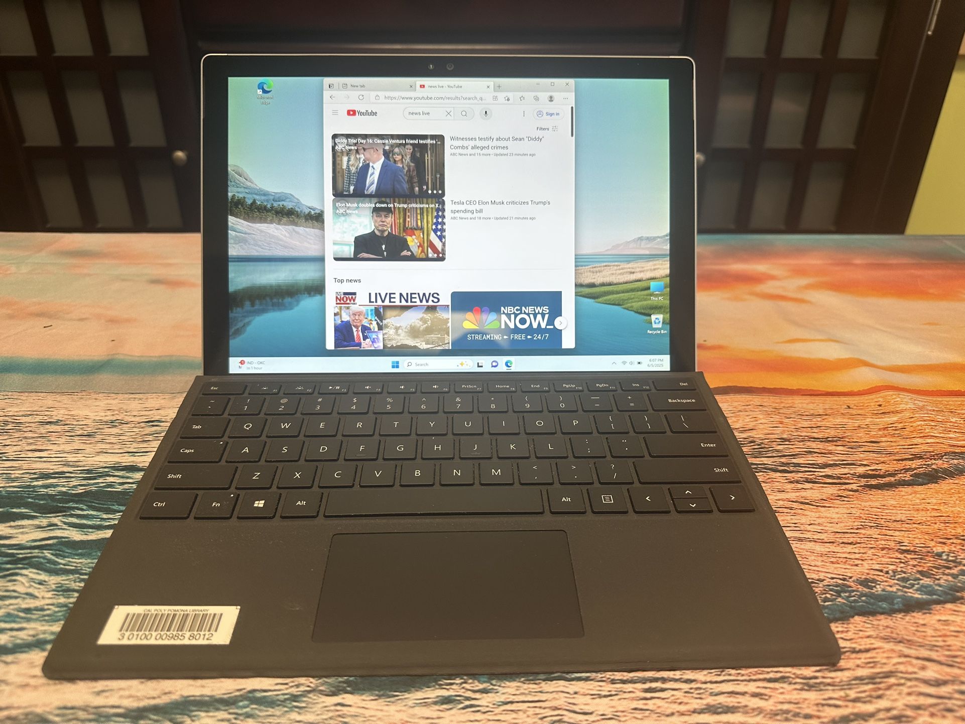 Microsoft Surface Pro 4 Laptop + Keyboard