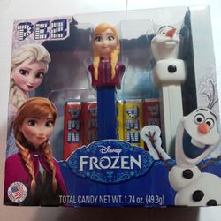 Pez Disney Frozen Theme Collectables Dispencers And Candy Set