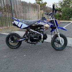 70cc Dirt Bike 
