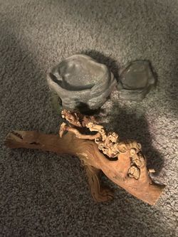 Driftwood and Faux Rock Reptile Decor Set
