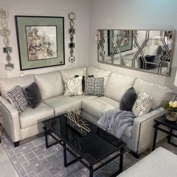 Hallenberg Fog LAF Sectional / couch /Living room set 