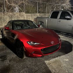 2025 Mazda MX-5 Miata Grand Touring Convertible 