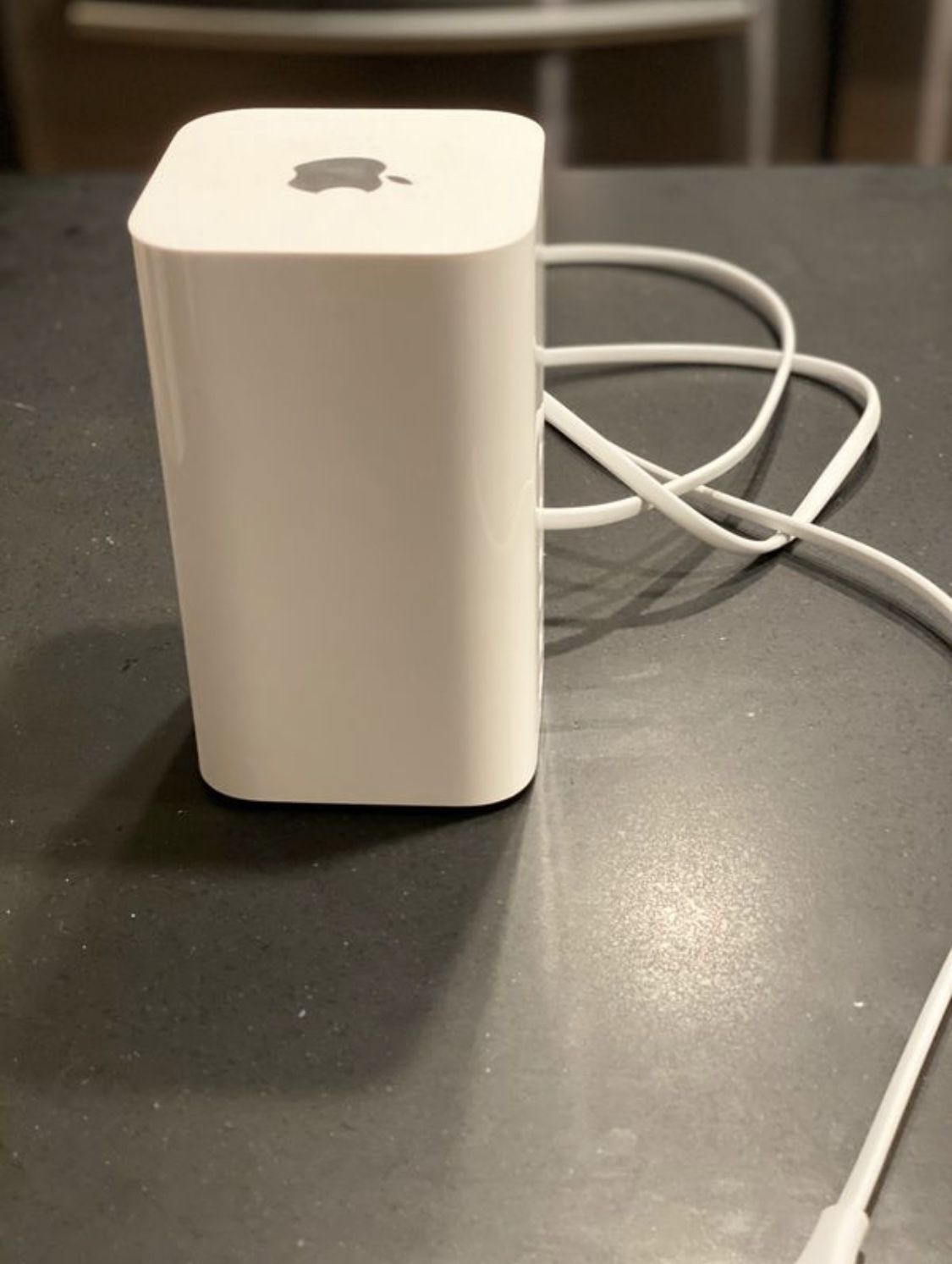 Apple AirPort Time Capsule (5th Generation) - Wireless AC Router & Hard Drive Combo - 1TB