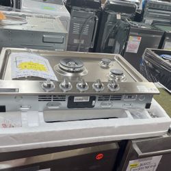 Coocktop Gas New Open Box And 1 Year Warranty 