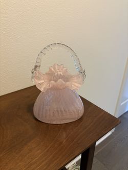 Beautiful Glass pink Flower Vase