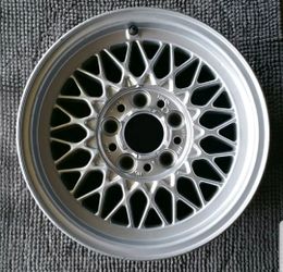 BMW 525i 530i 535i 735i 750i 15" OEM Rim 1989 1990 1991 1992 1993 1994 1995 15 inch