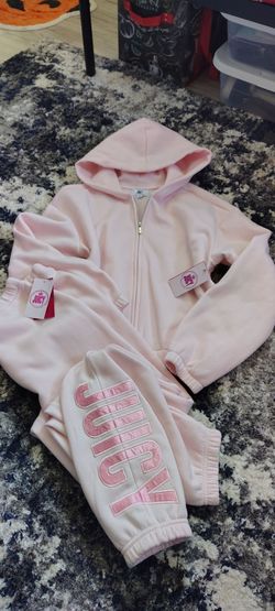 Women's Juicy Couture sweatshirt and pants set, medium, new with tags, $25