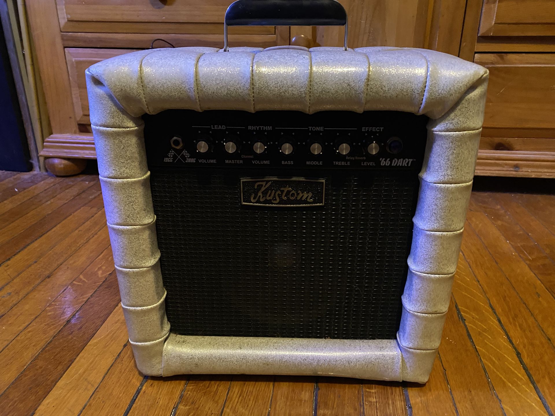 Kustom Small Amplifier Silver