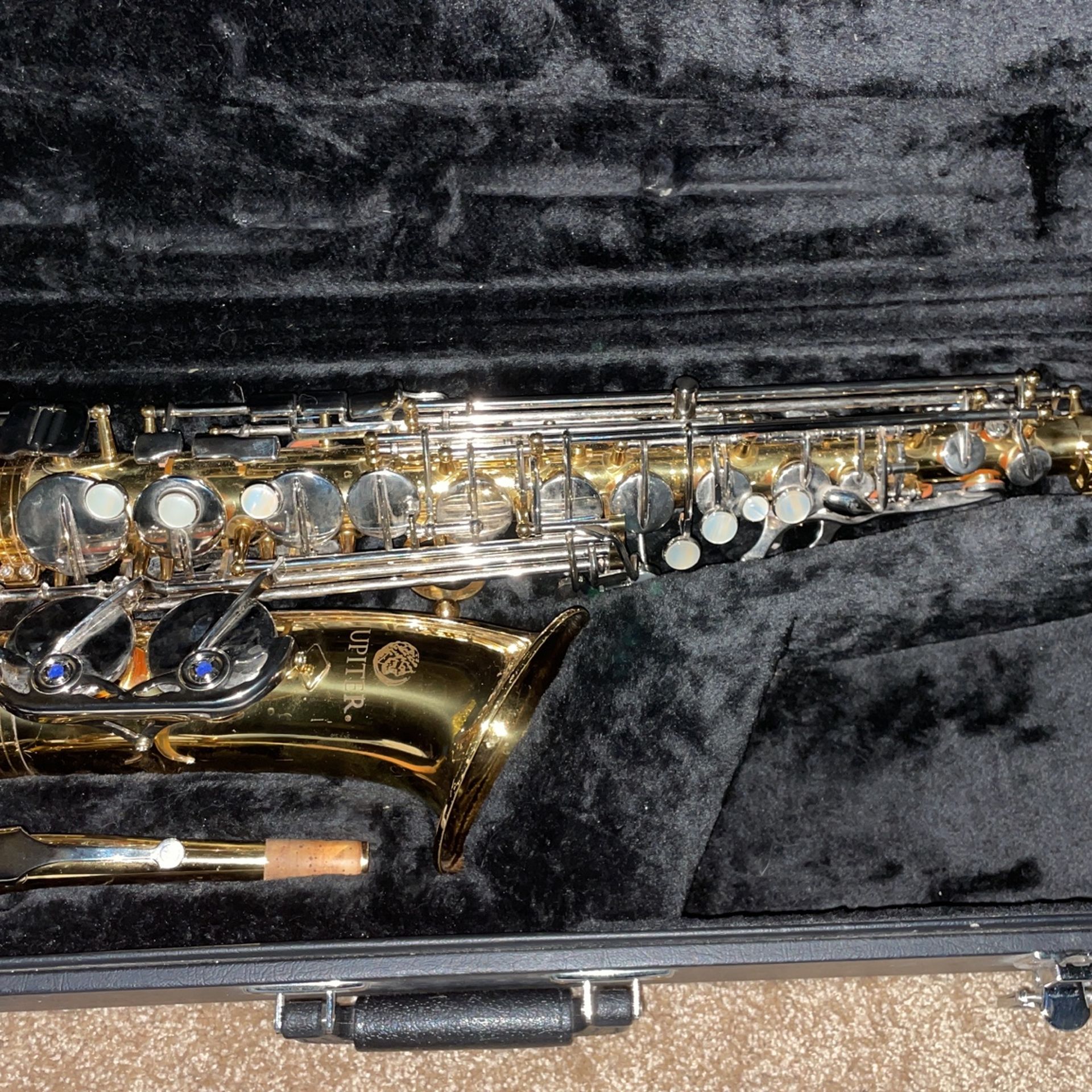 J700 Jupiter Alto Saxophone 