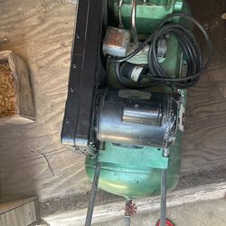Air Compresor 220 Volt Sears 2 HP Air Compressor. Model