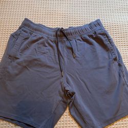 Short Members Mark Size medium