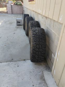 4 Mud Tires