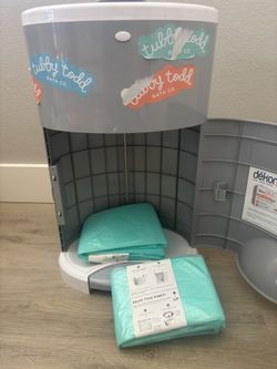 Dekor Diaper Pail (with 2 Refills)