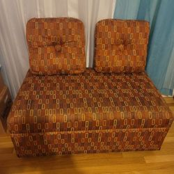 I HAVE 2 IN  ONE STOOL WITH 2  BACK PILLOWS.  AND WITH A STORGE IN GOOD SHAPE DONT NEED ..CHANGING  MY DECORATION  ..WAS USED JUST FOR LOOKS  NIC