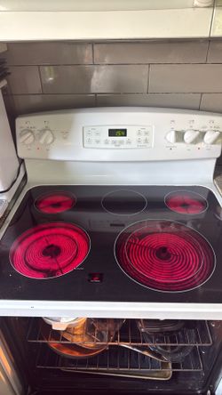 GE stove works great