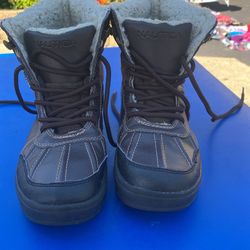 Boys Boots Size 3