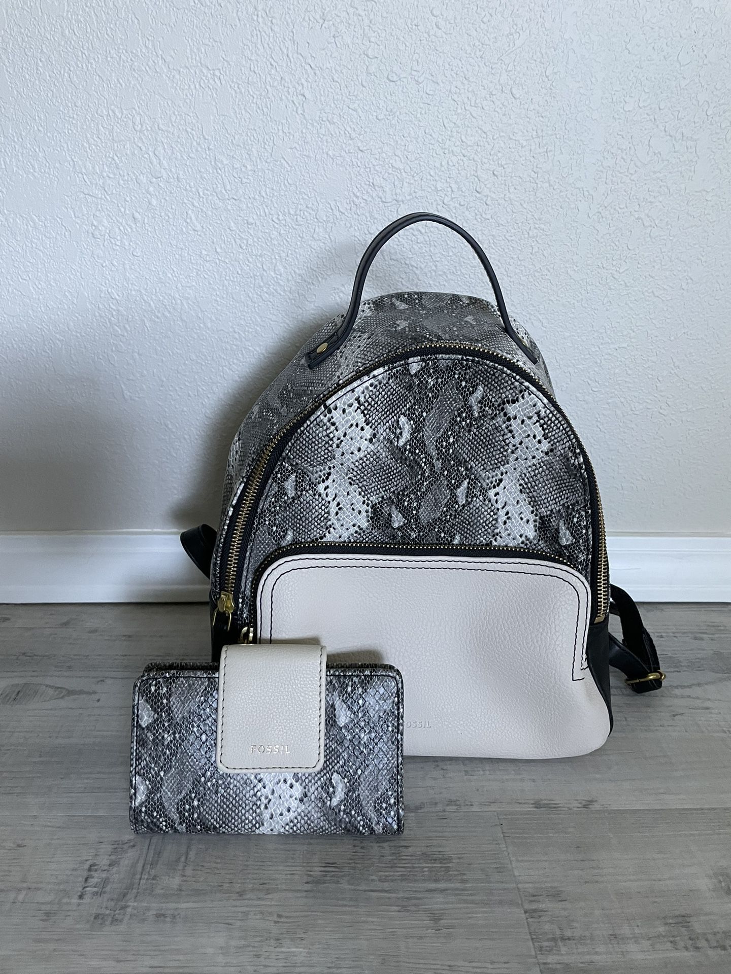 Women’s Backpack And Wallet