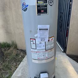 Bradford White Water Heater ( works perfect/ warranty)