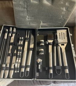 Grill tool set sharper image