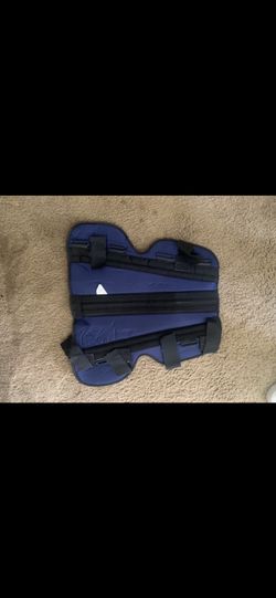 Immobilizing/ stabilizing knee brace