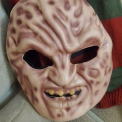 Cartoon Freddie Kruger And Scarecrow Mask