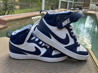 Nike Court Borough Mid 2 Youth size 5Y/mens White and signal blue