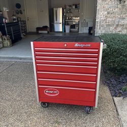 SNAP ON Tool Box!!! Open To Trade!!!