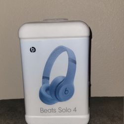 Dre Beats Solo 4 Wireless Headphones New In Box (Blue)