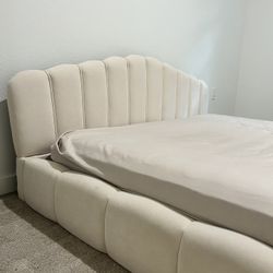 Bed Base Velvet 