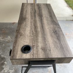 Signature Design by Ashley Gaming Desk