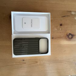 iPhone 17 Pro Max Rimowa Case 