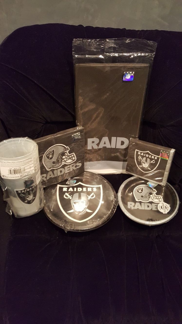 RAIDERS PARTY SUPPLIES