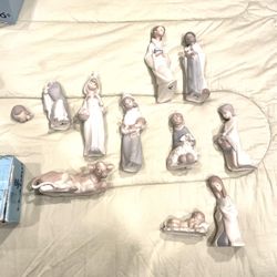 Lladro Porcelain Nativity 10pc