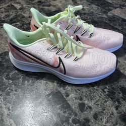 Wmns Air Zoom Pegasus 36 “Crison Tint” Size 6.5 