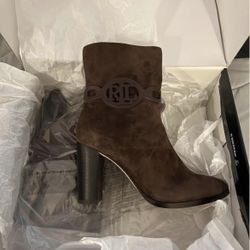 Lauren Ralph Lauren Boots 5.5 80$