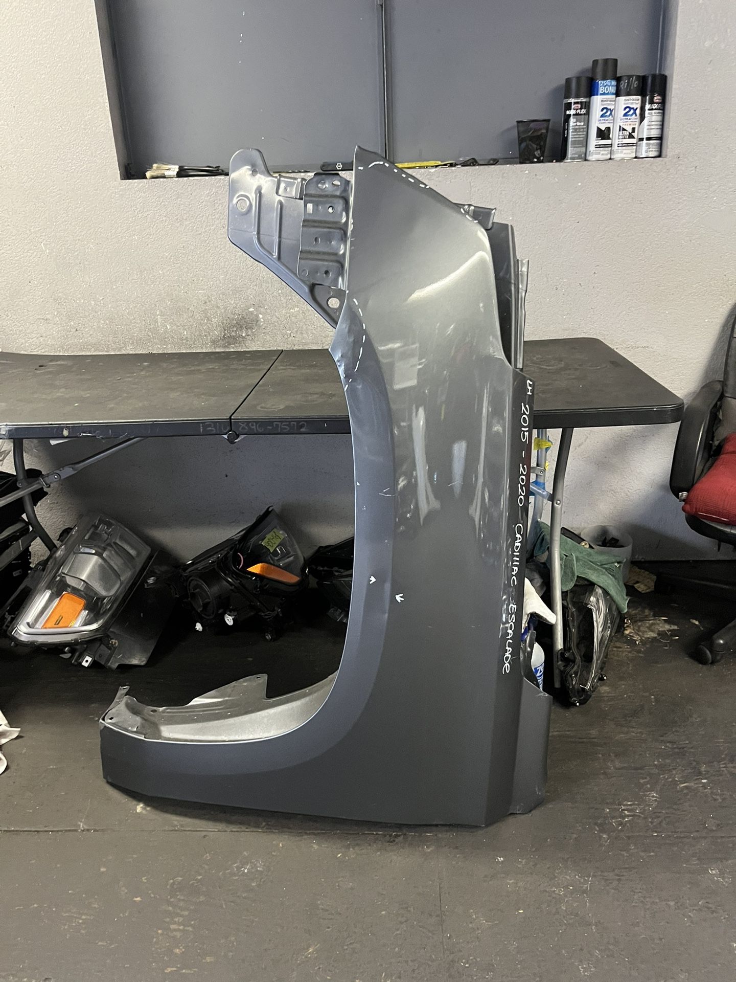 2015-2016-2017-2018-2019-2020 CADILLAC ESCALADE LEFT FENDER OEM USED