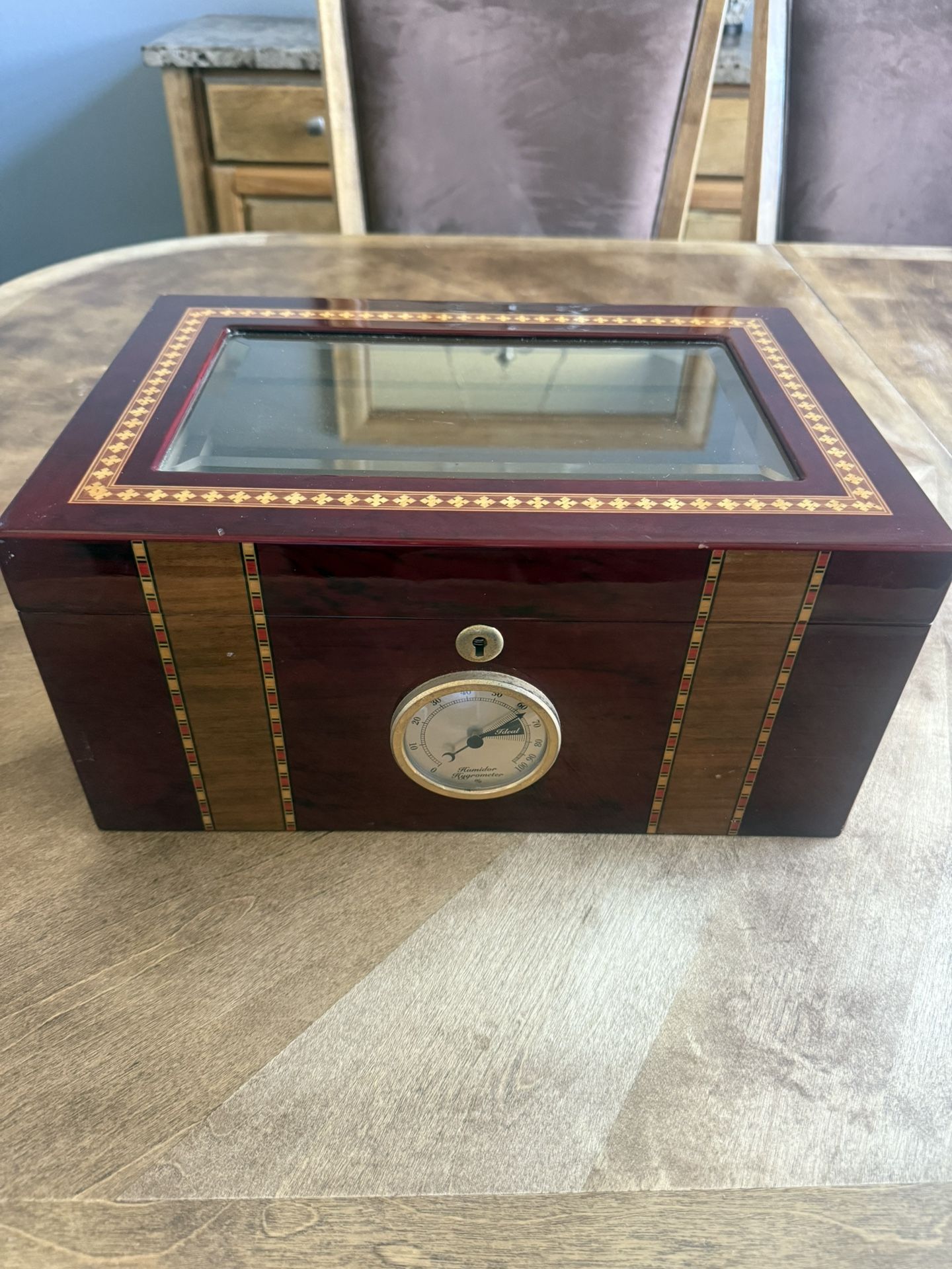 Cigar Humidifier