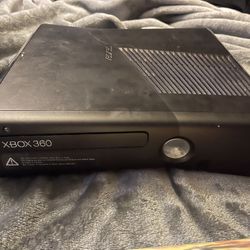 Xbox 360 With Kinect And Games