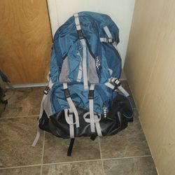Gregory Lassen Extra Large Mountain Climbing, Trail,and Camping Backpack