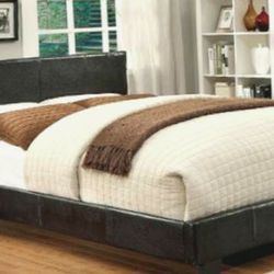 Platform Bed with Bluetooth speakers Espresso Queen Size New