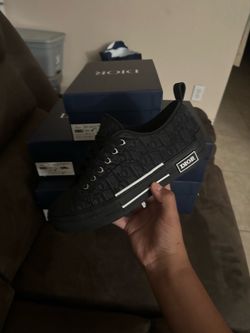 Dior b23