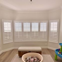 Custom Basswood Plantation Shutters & Expert Installation - Real Wood Interior Window Coverings (Persianas de Madera Estilo Plantacion)
