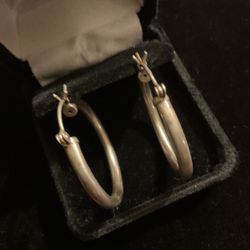 Vintage Sterling Silver Hoop Earrings 