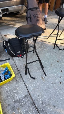 Stagg Guitarist Stool with Guitar Stand