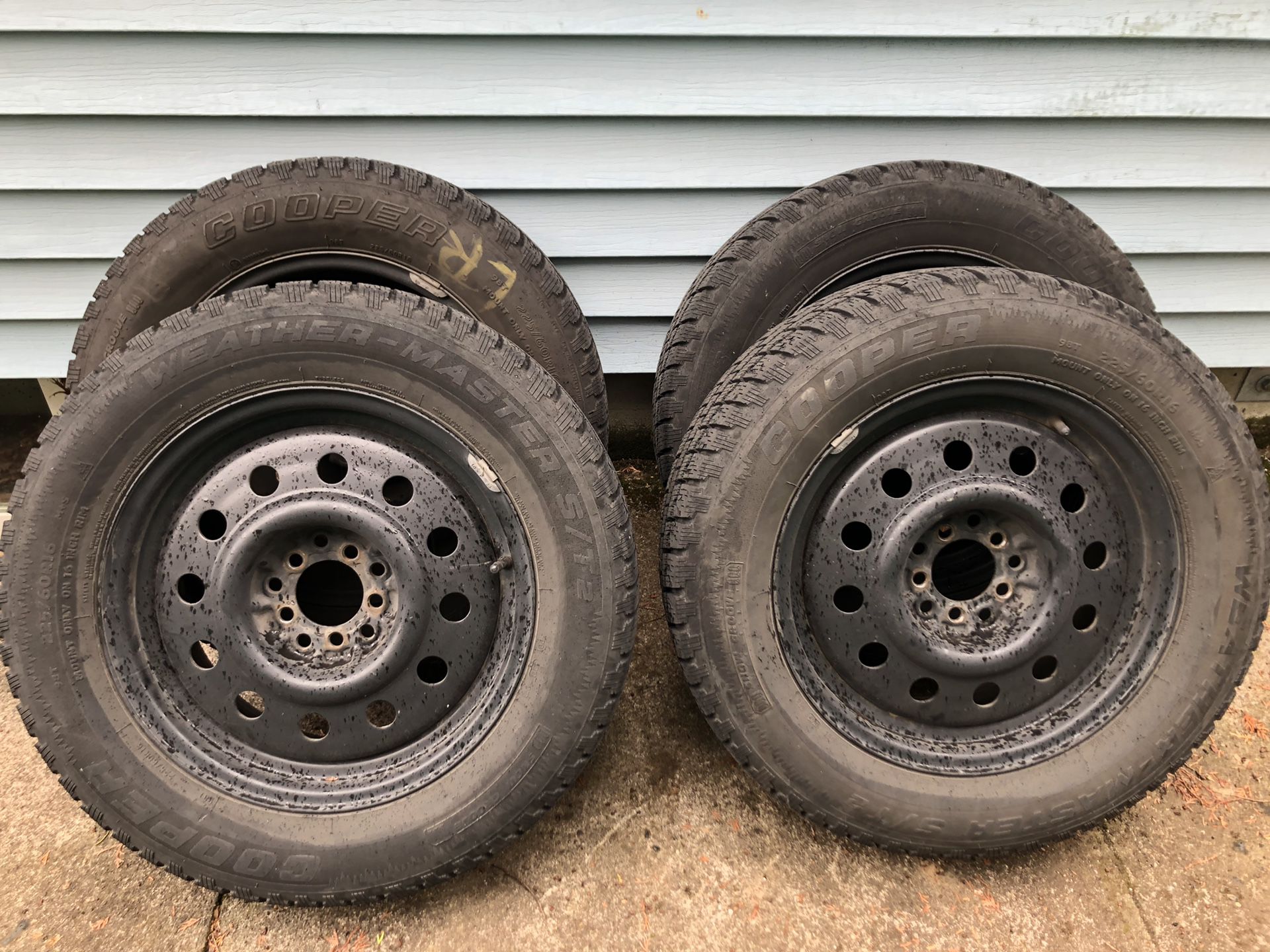 Subaru Snow tires x 4