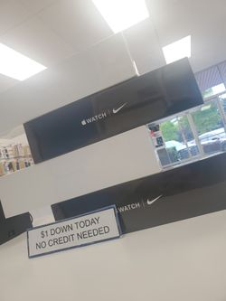 💪 Fitness Meets Style – Apple Watch Series 5 Drops to $119