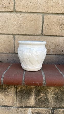 Small Flower Pots With Base